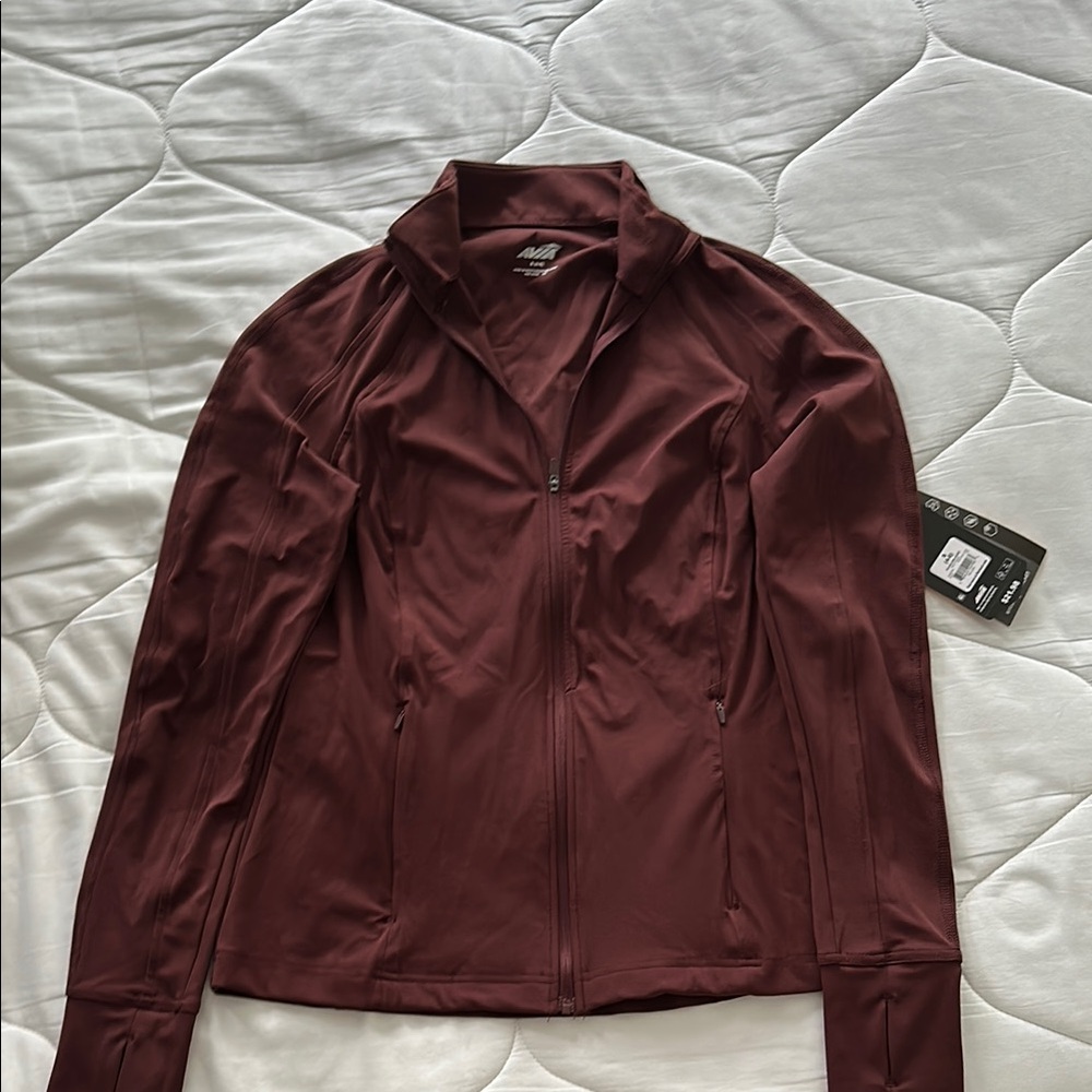 Avia Burgundy Nylon Core Jacket